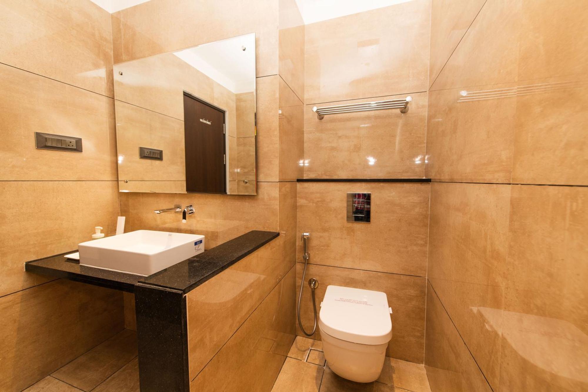 Hotel Mysore Radiance Esterno foto